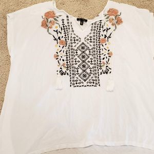 🍋Jessica Simpson Top sz 1x Tassel detail